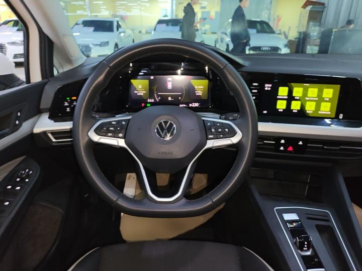 Golf 2023 Facelift 280TSI DSG Pro photo 2