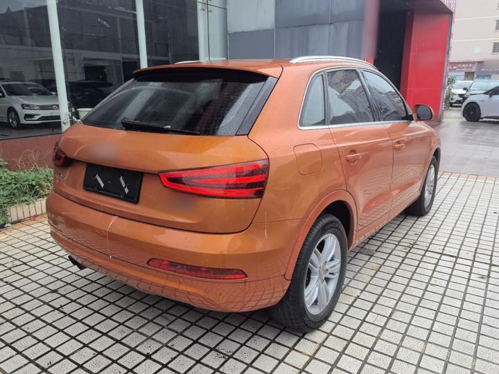 Q3 2015 35 TFSI Comfort photo 4