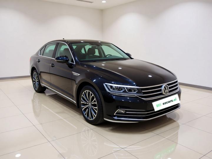 2018 Facelift 380TSI RWD Business photo 3