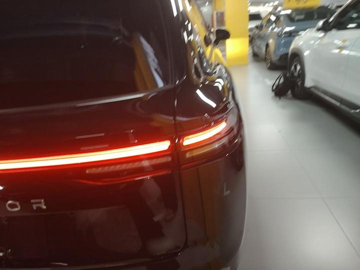 Leapmotor C16 2024 EV 520 Exclusive photo 7