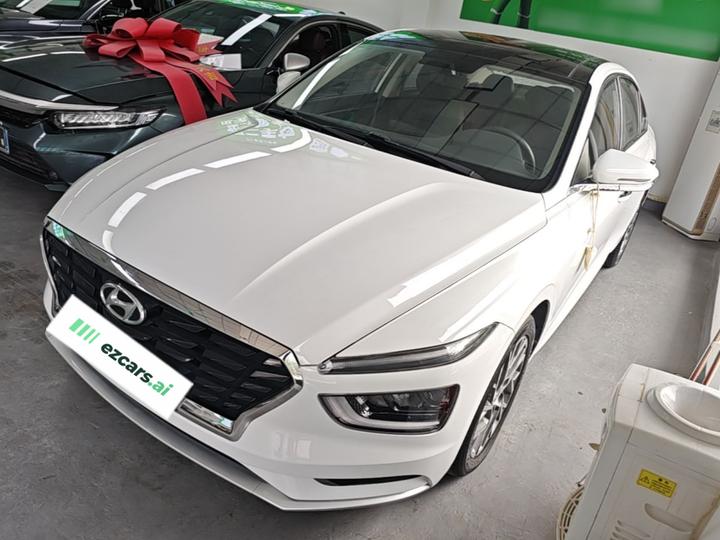 Mistra 2021 1.8L CVT GLX Elite