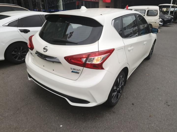 Tiida 2016 1.6L CVT Smart Premium photo 6