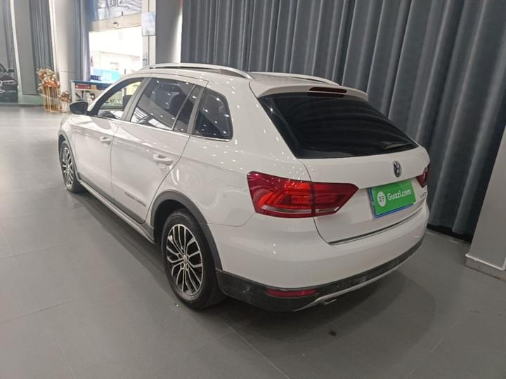 2014 1.6L AT photo 4