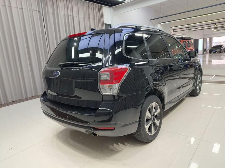 Forester 2017 2.5i Luxury photo 4