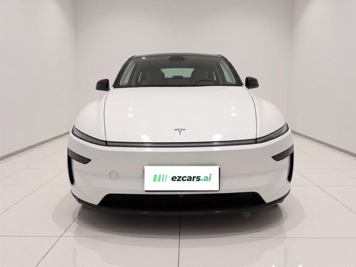 Model Y 2026 RWD photo 2