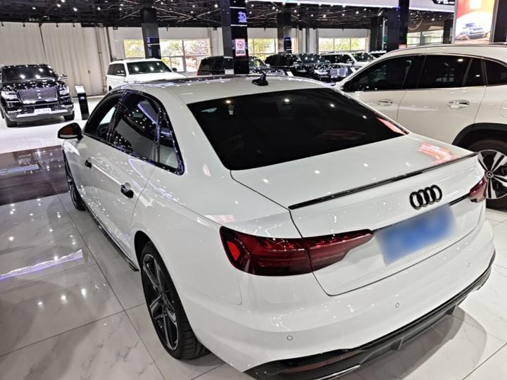 A4L 2024 40 TFSI Luxury Dynamic photo 4