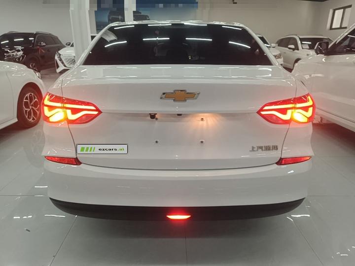 Cruze 2022 320 AT photo 5