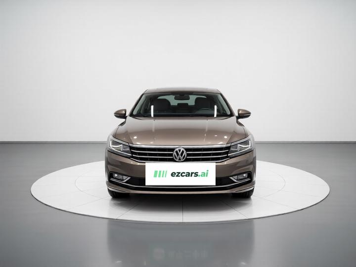 Passat 2016 330TSI DSG photo 2