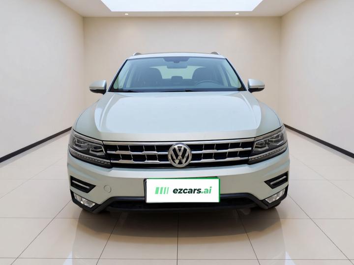 Tiguan L 2017 380TSI AT AWD Flagship photo 2