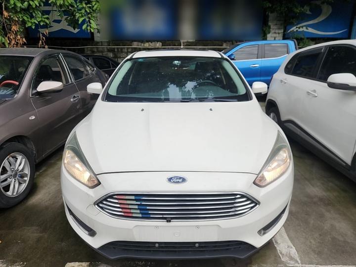 Focus 2017 Sedan EcoBoost 180 AT Elite photo 2