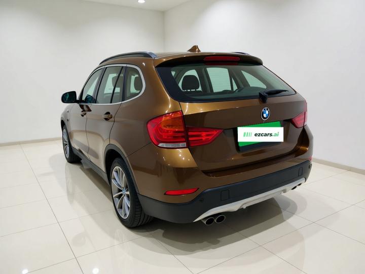 X1 2015 sDrive18i Leading photo 4