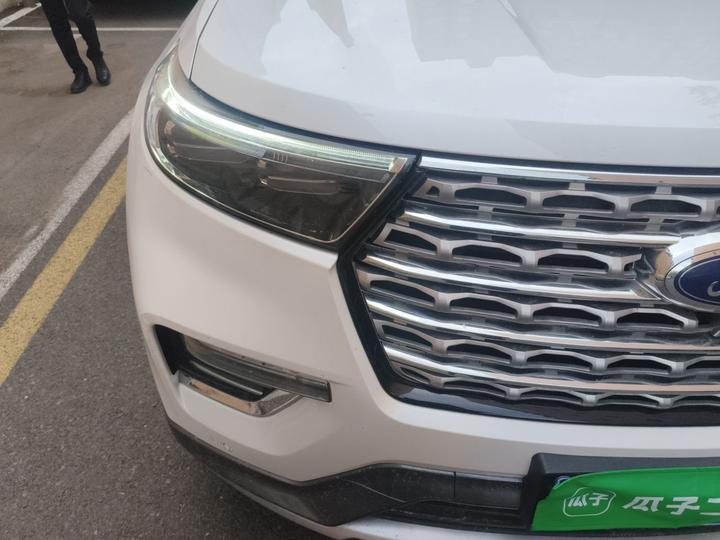Explorer 2020 EcoBoost 285 AWD Titanium 6-Seater photo 7