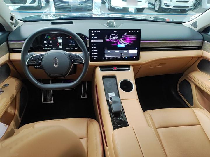 HIMA AITO M5 2022 EREV AWD photo 5