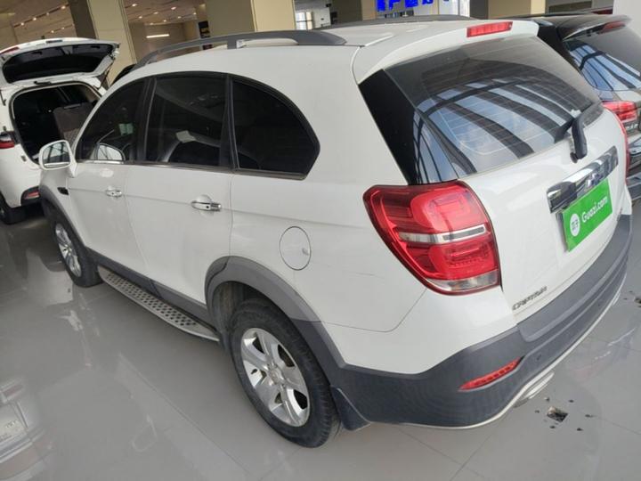 2015 2.4L RWD City 7-Seater photo 4