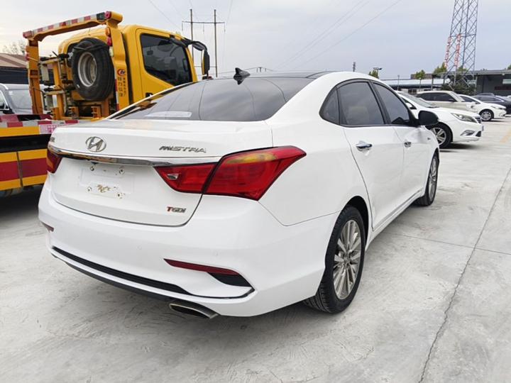 Mistra 2017 1.6T AT Smart GLS China V photo 6