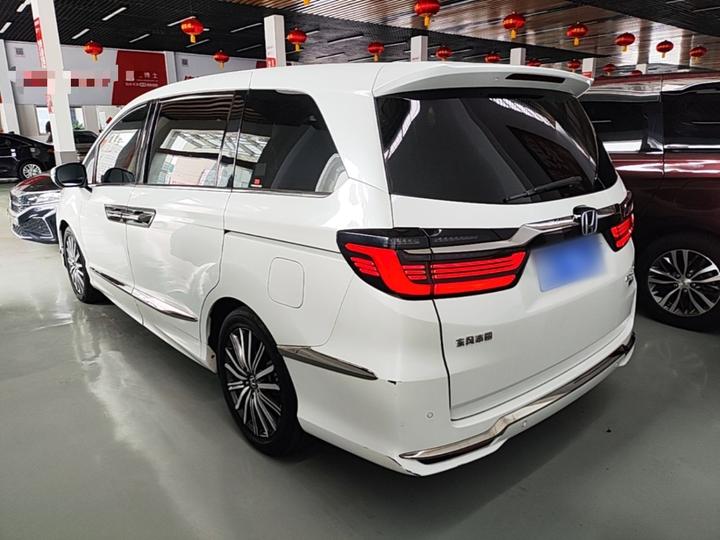Elysion 2022 2.0L e:HEV Luxury photo 4