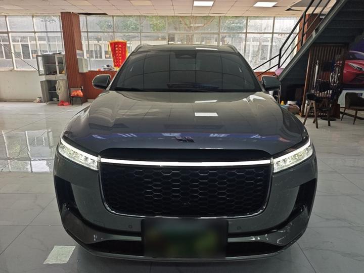 Li Auto ONE 2021 EREV 6-Seater photo 2