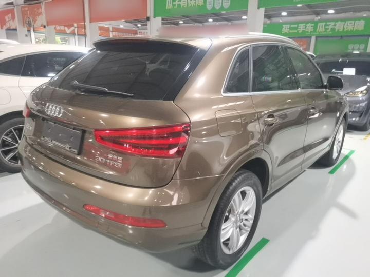 Q3 2015 30 TFSI Comfort photo 4