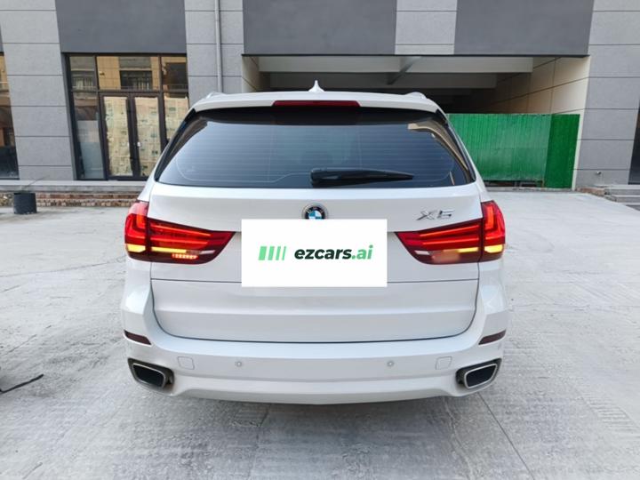 X5 Imported 2017 xDrive28i photo 3
