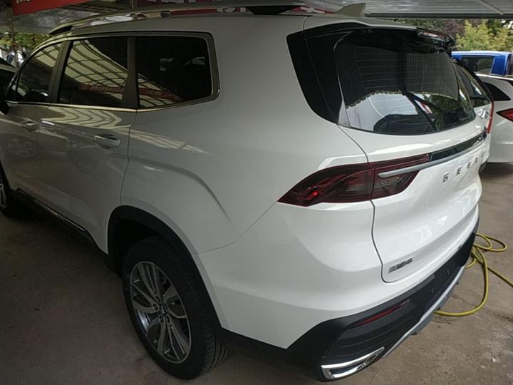 Haoyue 2022 1.8TD DCT Luxury 7-Seater photo 4