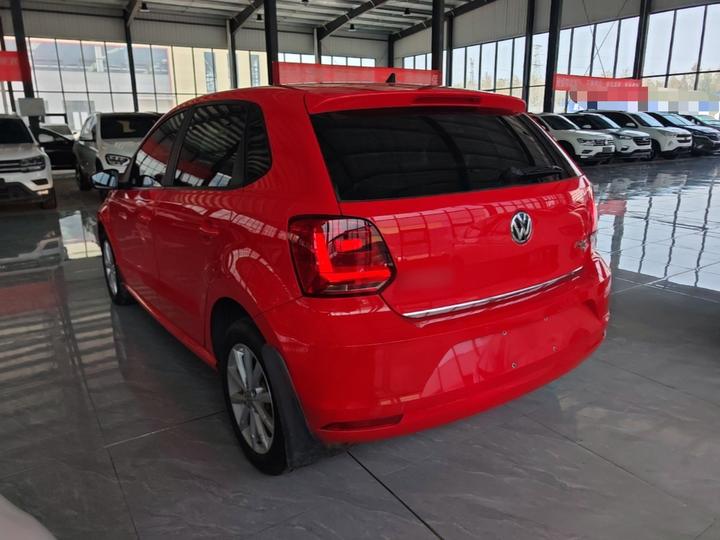 Polo 2018 1.5L AT Luxury photo 4