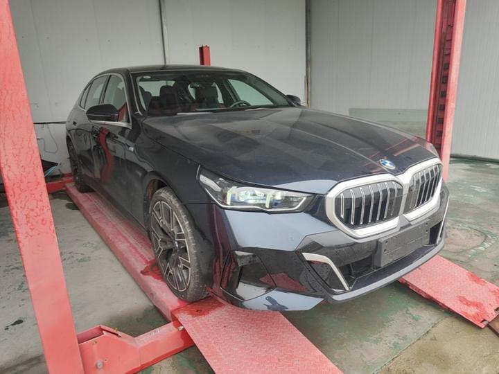 5 Series 2025 530Li Exclusive M Sport Package photo 3