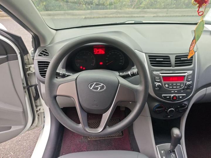 Verna 2016 1.4L AT Smart GLS photo 6