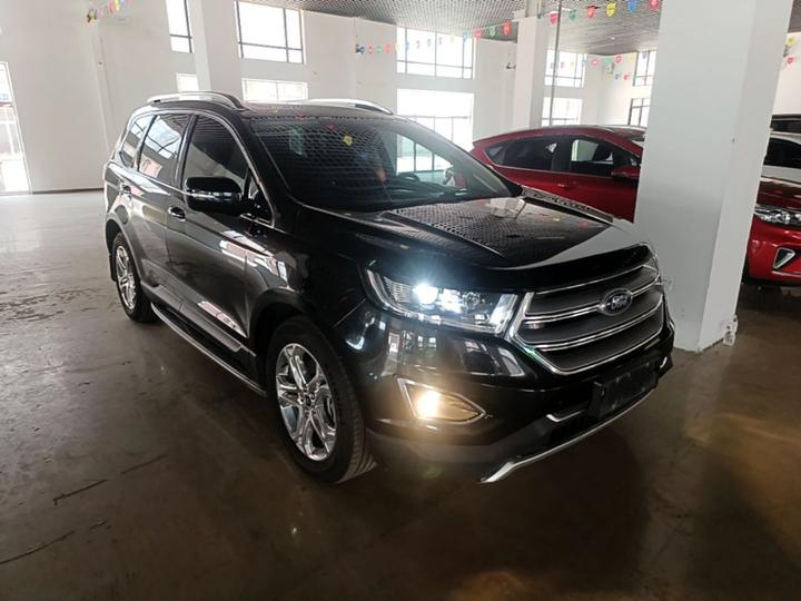 Edge 2017 EcoBoost 245 RWD Sport 7-Seater photo 3