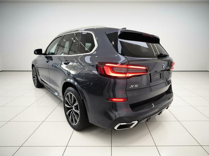 X5 Imported 2021 Facelift xDrive30i M Sport Package photo 4
