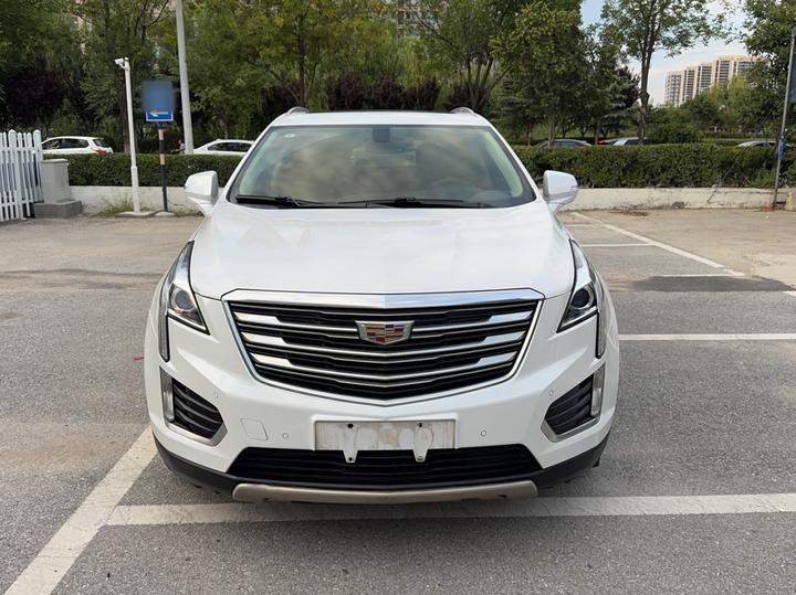 XT5 2016 25T Luxury photo 2