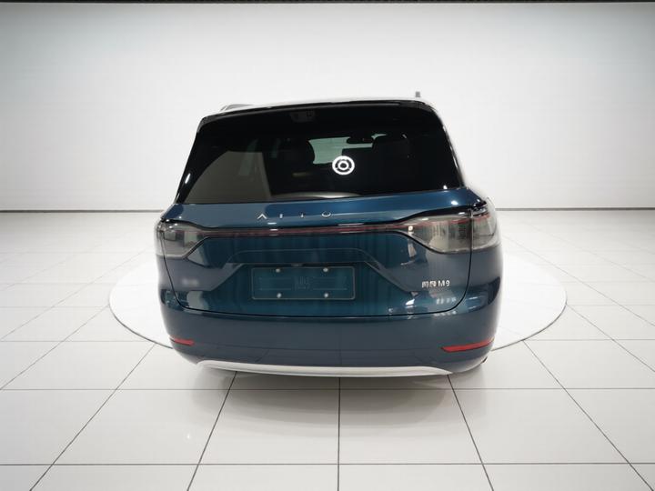 HIMA AITO M9 2025 EREV Ultra 52kWh 6-Seater 192-Line LiDAR photo 3
