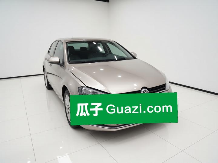 Golf 2016 1.6L AT Fashion photo 3