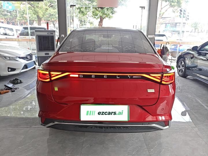 Emgrand L HiP 2022 1.5TD-DHT Pro 100KM Super photo 5