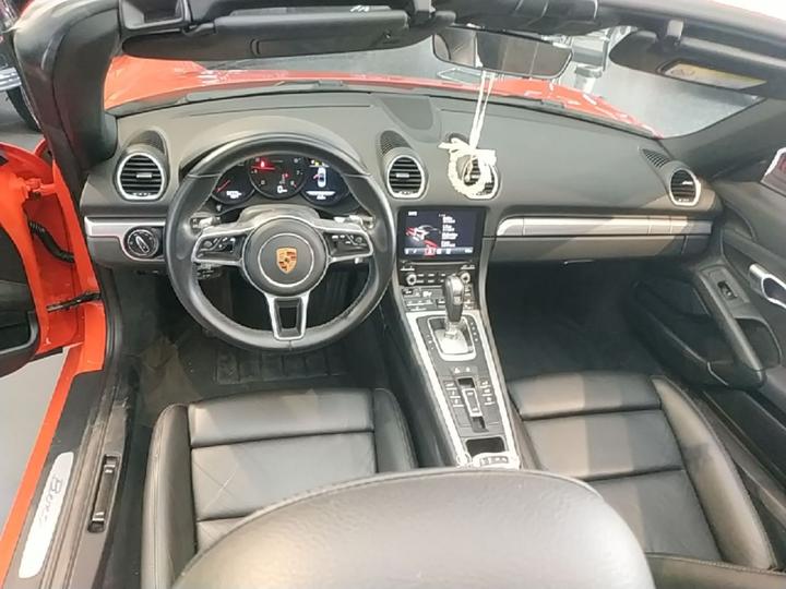 718 2018 Boxster 2.0T photo 5