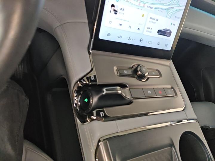 ES6 2020 600KM Sport photo 5