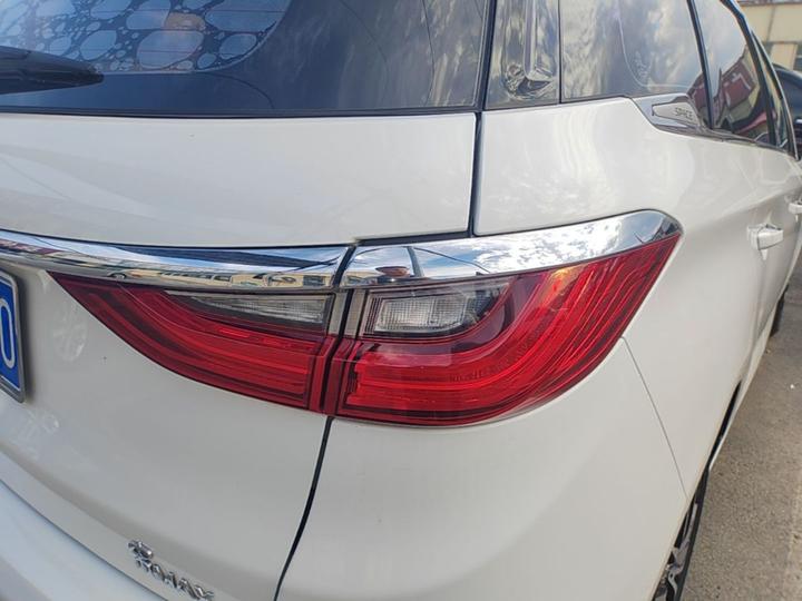 Song MAX 2017 1.5T AT Connected Elite 7-Seater photo 7