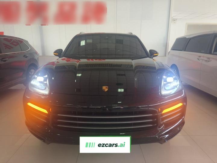 2018 Cayenne 3.0T photo 2