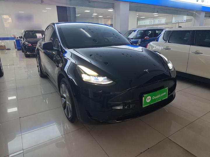 Model Y 2022 RWD photo 3