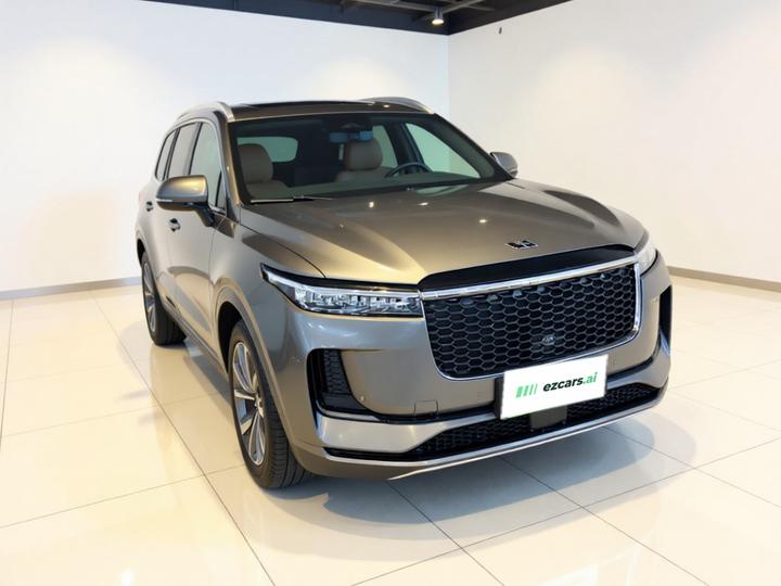 Li Auto ONE 2021 EREV 6-Seater photo 3
