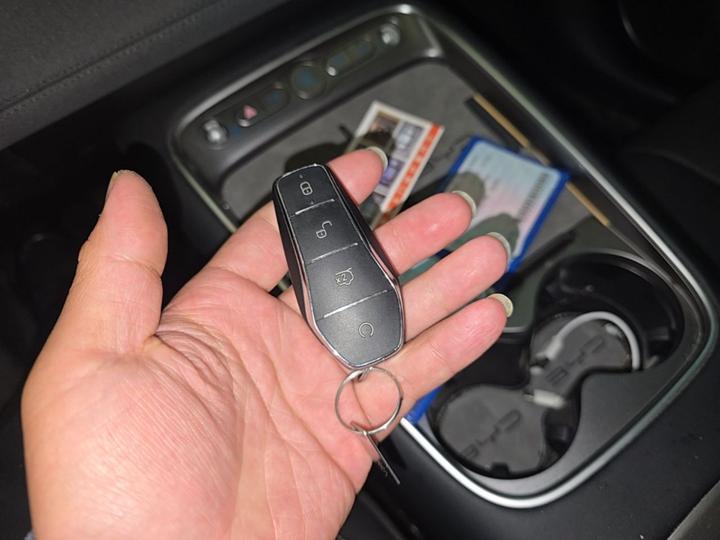 Hiace 05 EV 2025 520KM photo 8