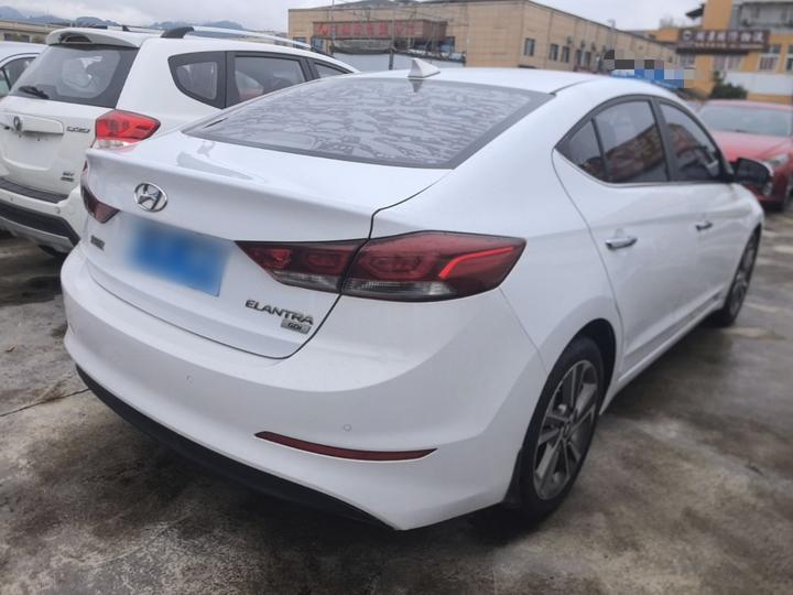 Elantra 2016 1.6L AT Smart Luxury photo 6