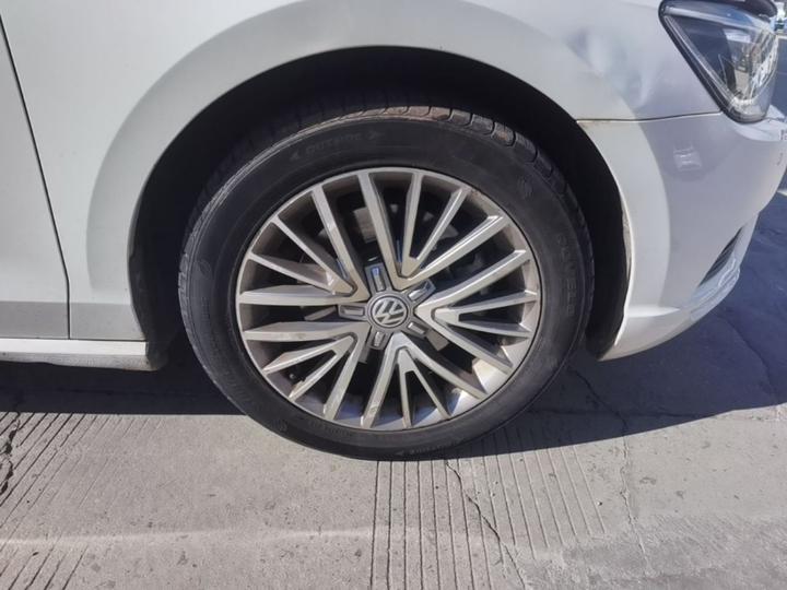 Lamando 2015 330TSI DSG Luxury photo 8