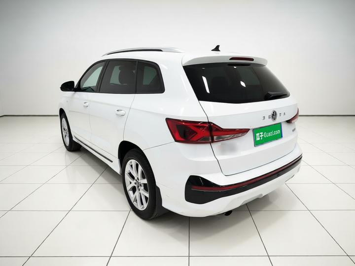 VS7 2024 280TSI AT photo 4