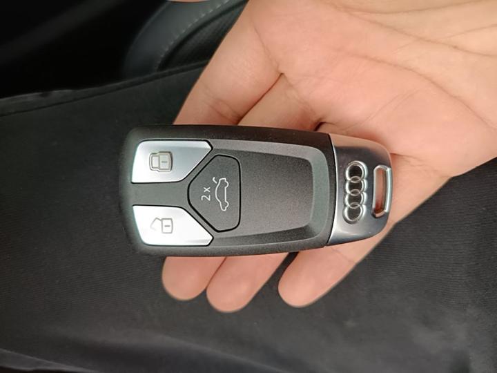 A4L 2023 40 TFSI Luxury Dynamic photo 8