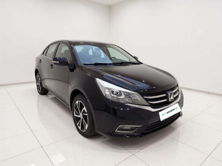 Z300 2014 1.5L MT Luxury photo 3