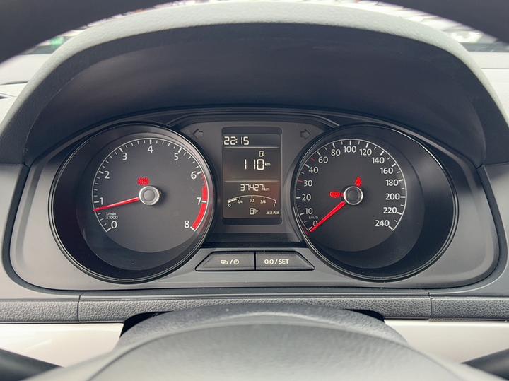 Lavida 2015 1.6L MT photo 2