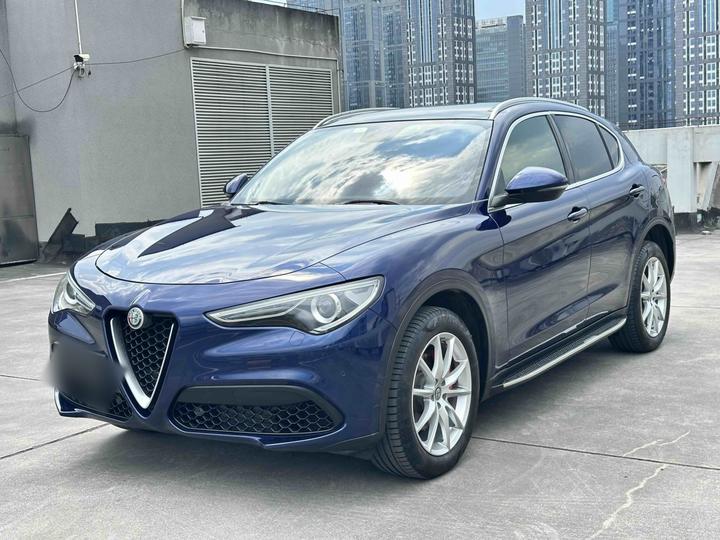 Alfa Romeo Stelvio 2017 2.0T 280HP Luxury