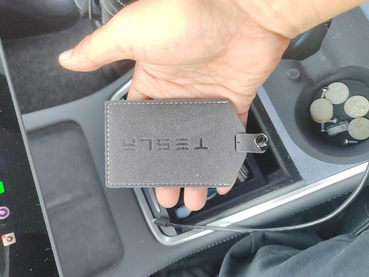Model Y 2022 RWD photo 8