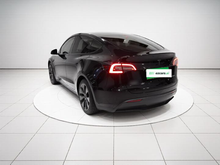 Model Y 2023 RWD photo 4