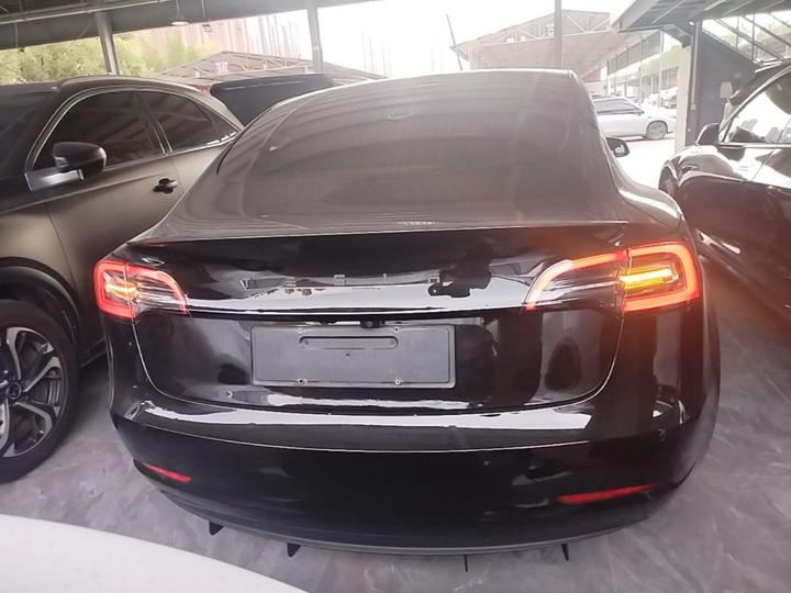 Model 3 2022 Performance AWD photo 3